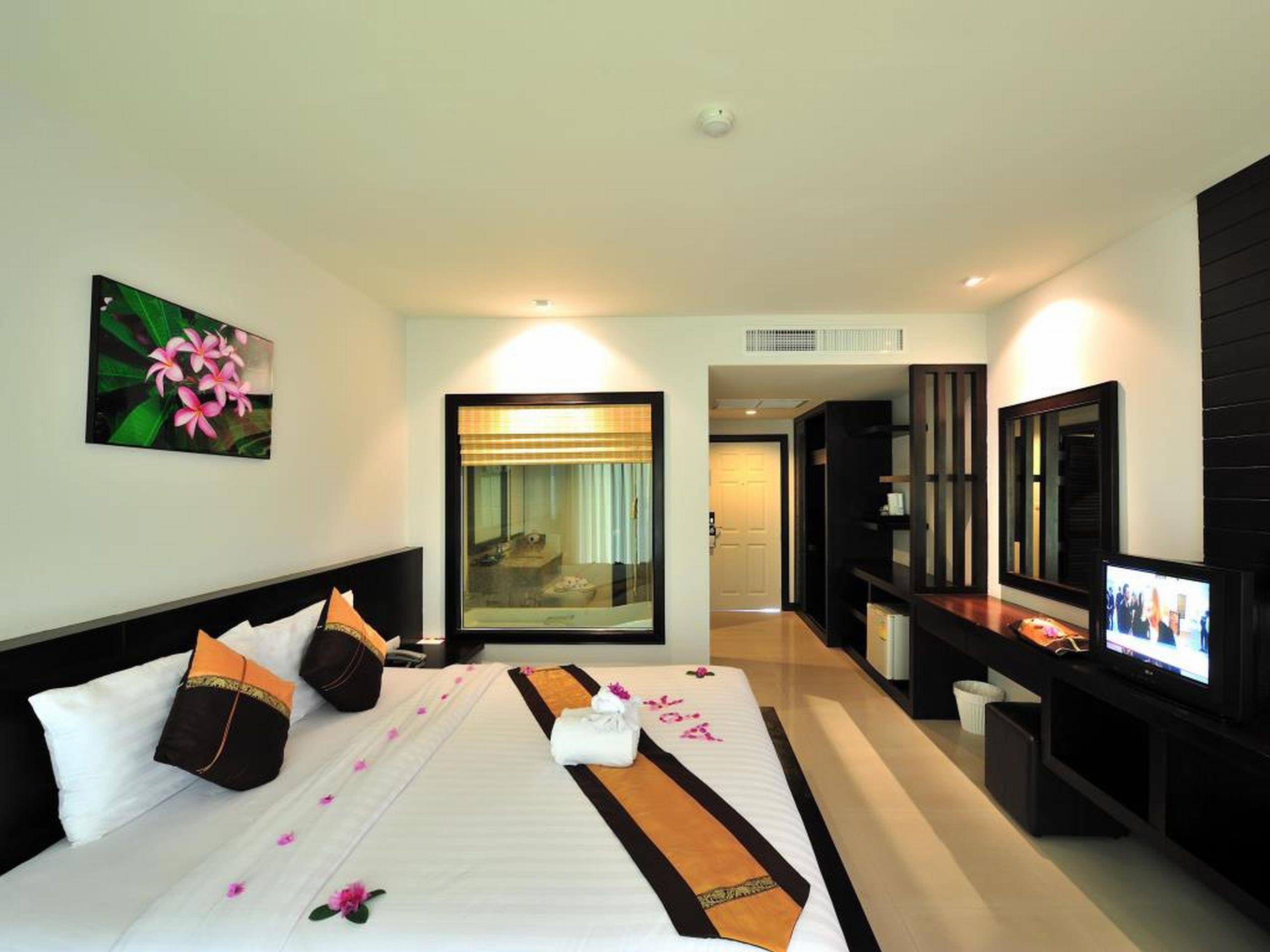 Apk Resort Patong Екстериор снимка