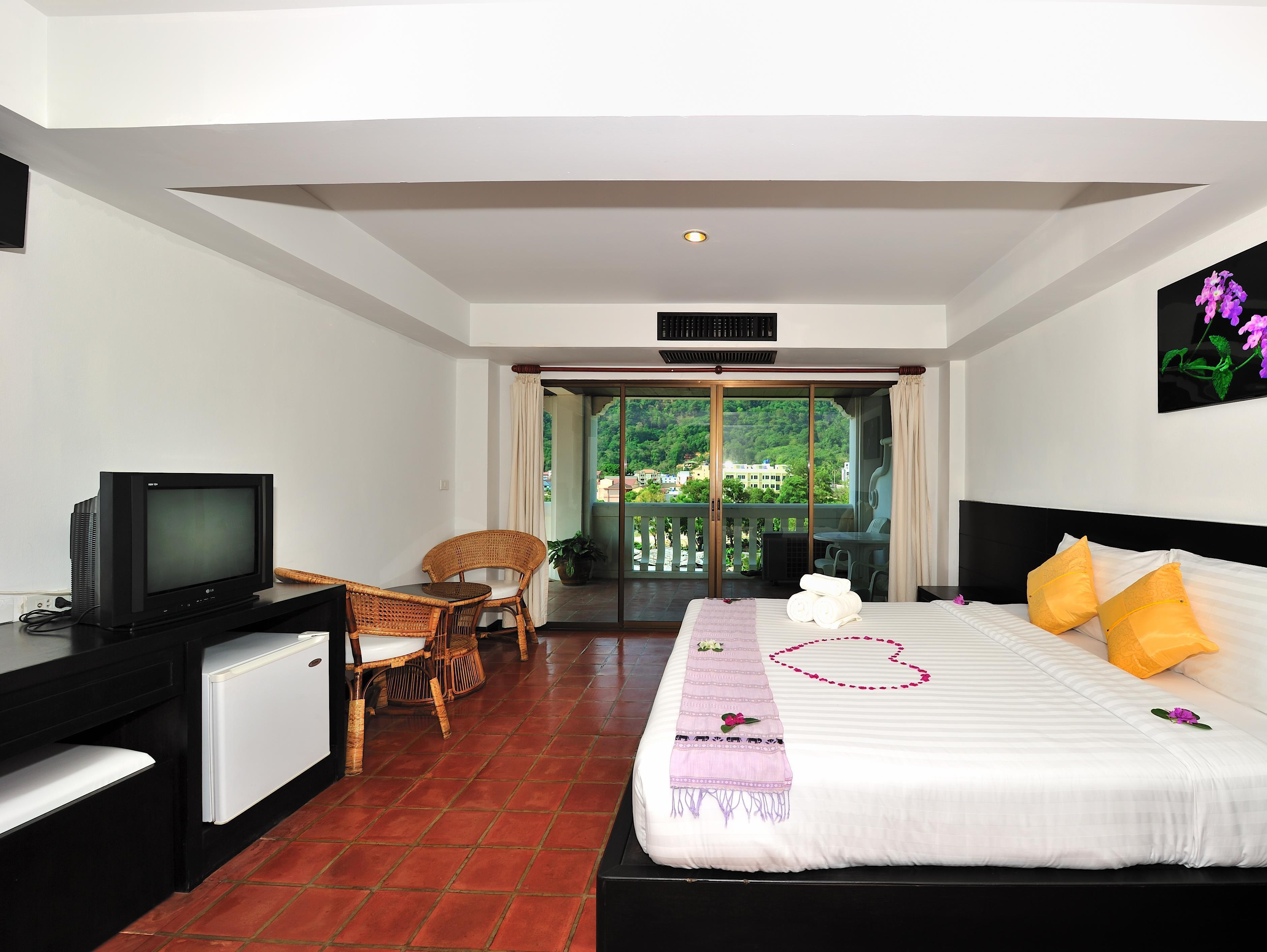 Apk Resort Patong Екстериор снимка