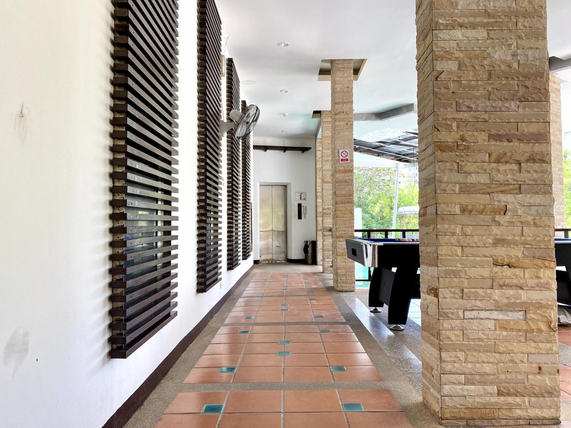 Apk Resort Patong Екстериор снимка