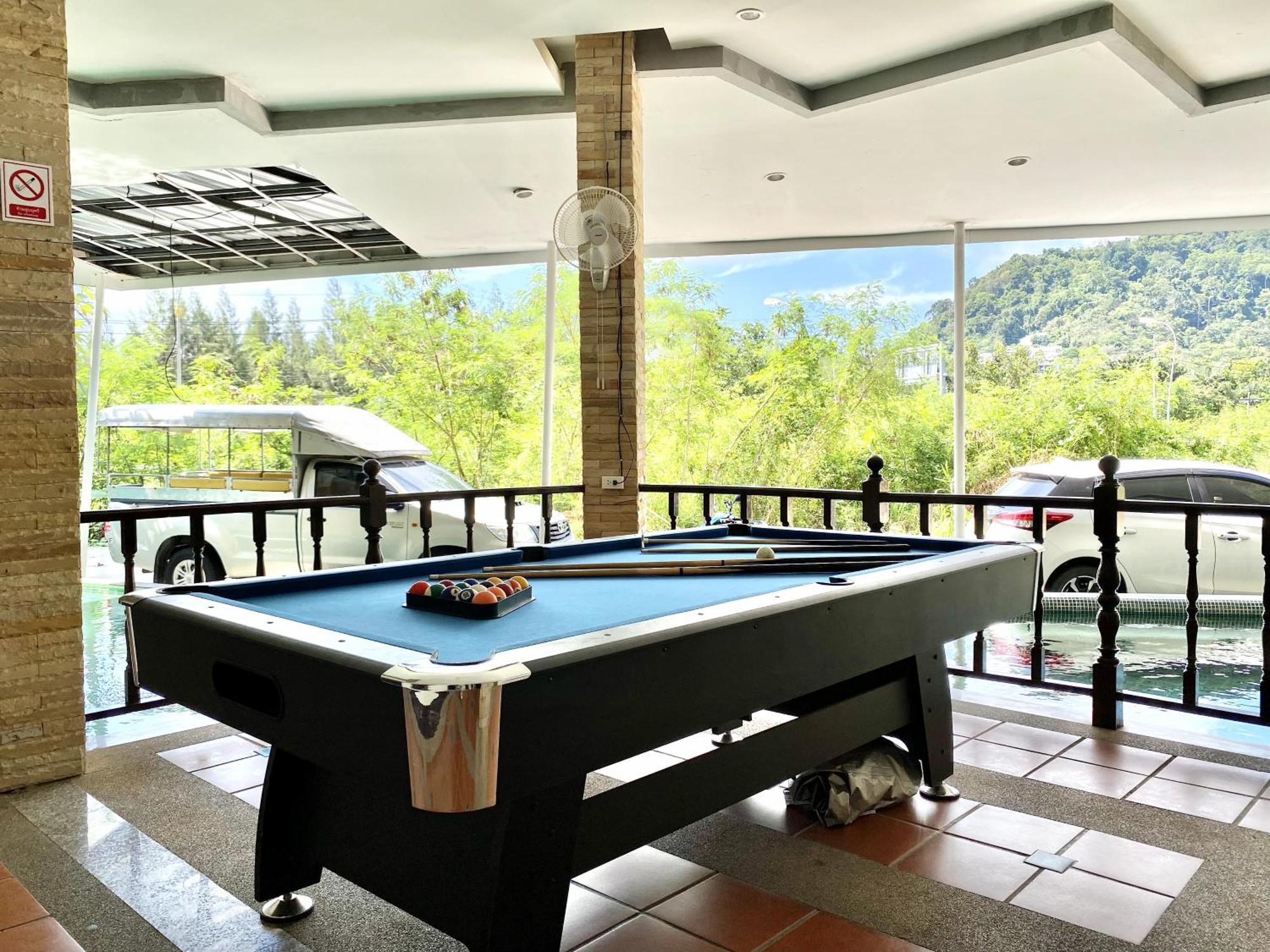 Apk Resort Patong Екстериор снимка