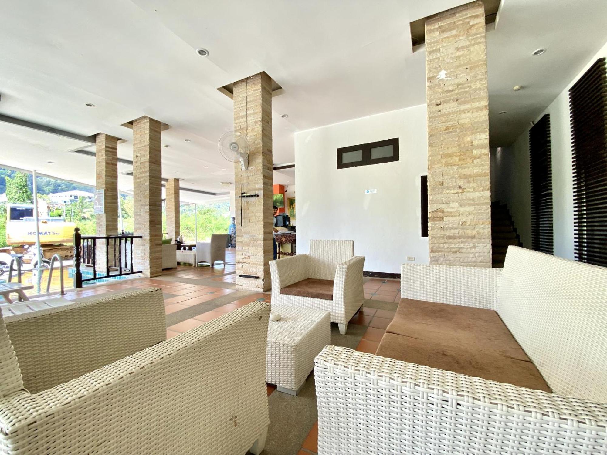 Apk Resort Patong Екстериор снимка